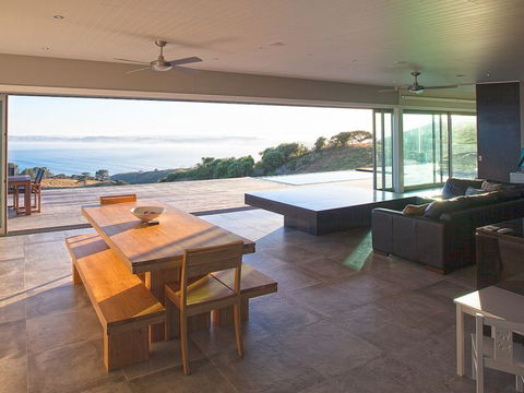 The Glass House  - Accommodation New Zealand 1