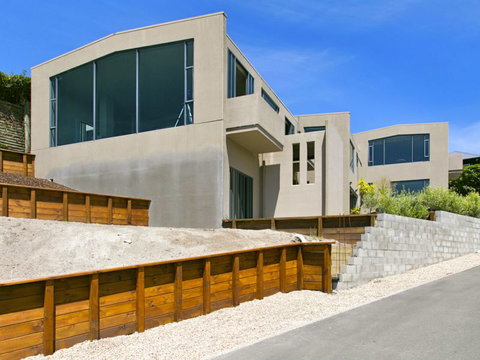 Baywatch - Acacia Bay Holiday House - Accommodation New Zealand 3