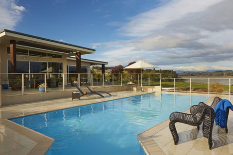 Almyra Luxury Waterfront Accomodation - Accommodation New Zealand 0