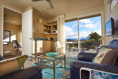 Almyra Luxury Waterfront Accomodation - Accommodation New Zealand 5