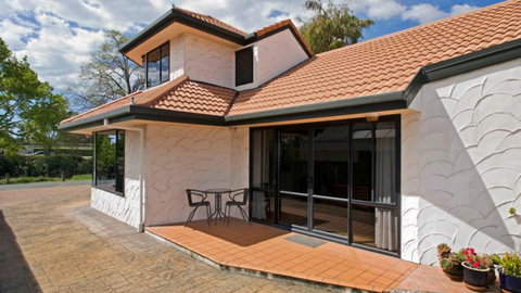 Riverside Villa - Accommodation New Zealand 18