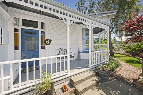 Grove Garden Villa - Accommodation New Zealand 1