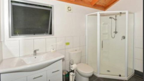 Pohutukawa Cottage - Accommodation New Zealand 6
