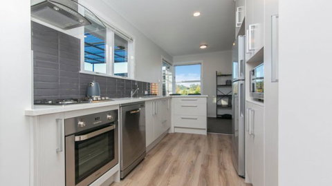 Simply Perfect Riverhead - Accommodation New Zealand 4