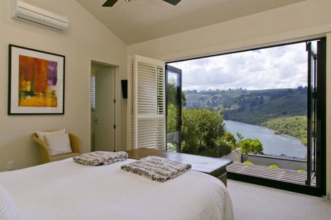 Villa 2 Ngahere - Accommodation New Zealand 5