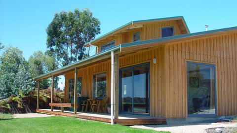 Nelson Coastal Barnstay - Accommodation New Zealand 0