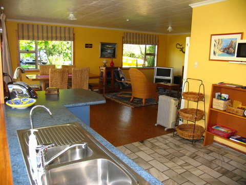 Puponga Time Holiday Accommodation - Accommodation New Zealand 8