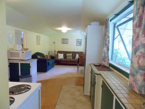 Orchard View Cottage - Self-Contained Accommodation - Accommodation New Zealand 5