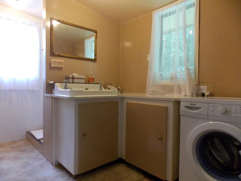 Orchard View Cottage - Self-Contained Accommodation - Accommodation New Zealand 6