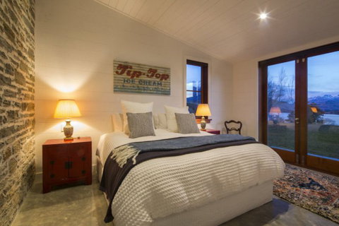 Simply Spectacular - Accommodation New Zealand 6