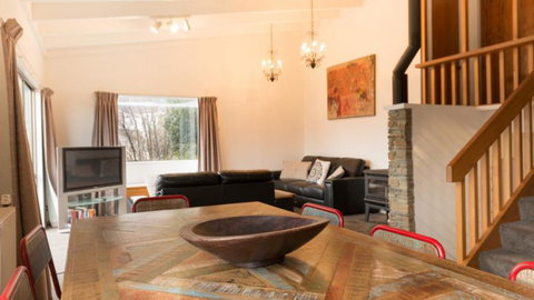 Central Southern Lakes - Queenstown Holiday Home - Accommodation New Zealand 21