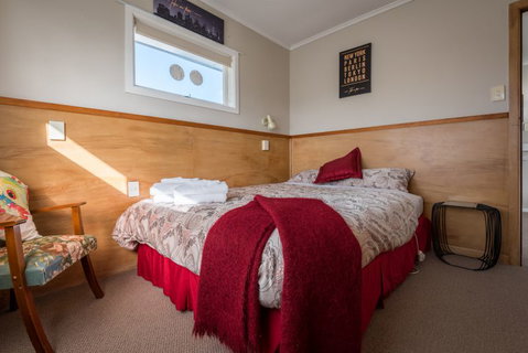 Linger Longer Retreat - Accommodation New Zealand 7