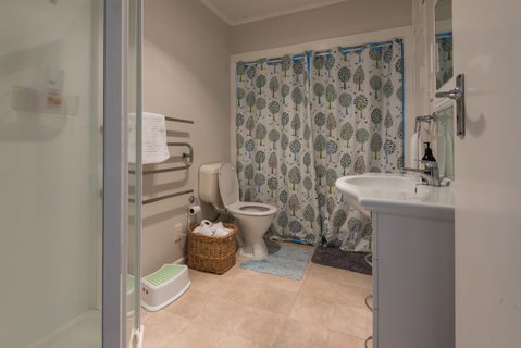 Linger Longer Retreat - Accommodation New Zealand 8