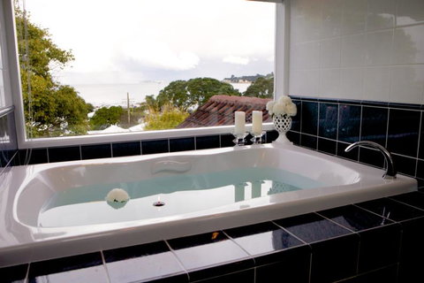Emerald Cottage By The Beach - Accommodation New Zealand 2