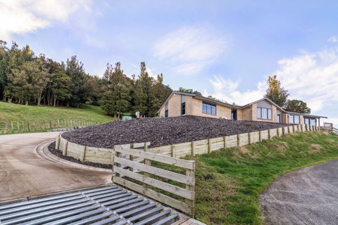 The Lookout Retreat - Accommodation New Zealand 1