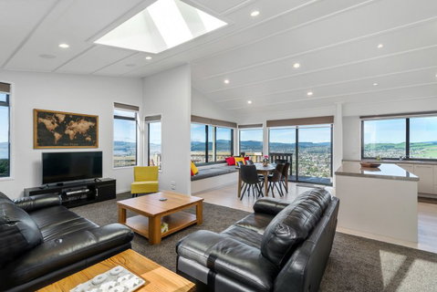 The Lookout Retreat - Accommodation New Zealand 4