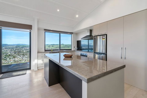 The Lookout Retreat - Accommodation New Zealand 5