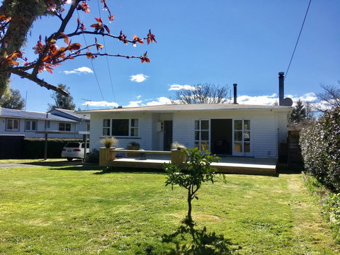 Paradise Valley Retreat - Accommodation New Zealand 1