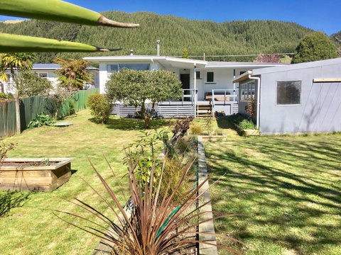 Paradise Valley Retreat - Accommodation New Zealand 8