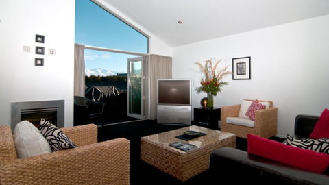 Distinction Wanaka Alpine Resort - Accommodation New Zealand 1