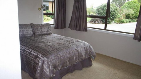 Hazelbank House Bed & Breakfast  - Accommodation New Zealand 3