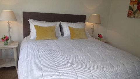 Arrowtown Retreat On The Park - Accommodation New Zealand 7