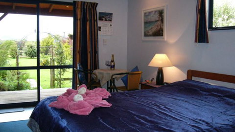 Riwaka Retreat - Accommodation New Zealand 3