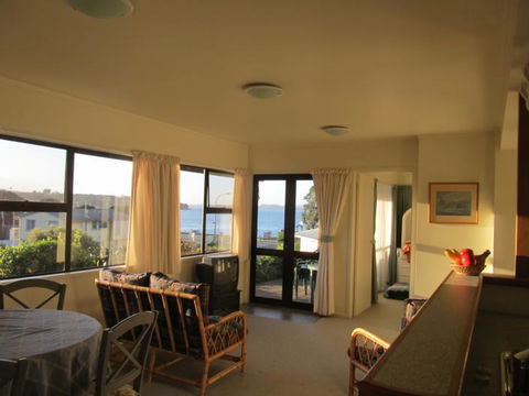 Ti Beach Apartment - Accommodation New Zealand 2