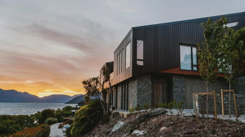 Lakehouse Joela - Accommodation New Zealand 1