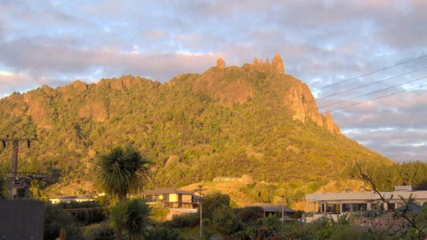 Manaia View - Accommodation New Zealand 0