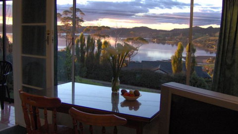Manaia View - Accommodation New Zealand 4