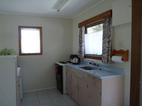 Manaia View - Accommodation New Zealand 7