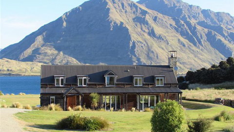 Buchanan Lodge - Accommodation New Zealand 0