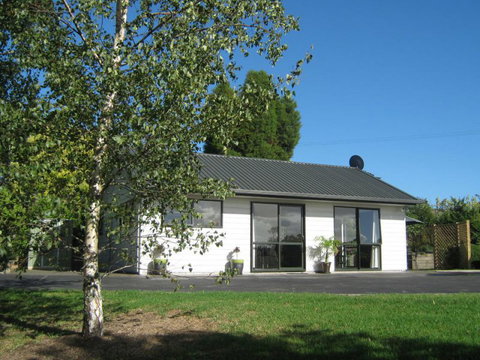 Birchgrove Cottages - Accommodation New Zealand 8