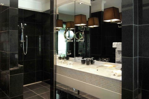 The Consulate Apartments - Accommodation New Zealand 8