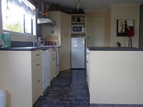 Fiordland Holiday Houses - Accommodation New Zealand 5