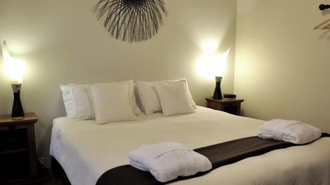 Adrift In Golden Bay - Beachfront Cottages - Accommodation New Zealand 9