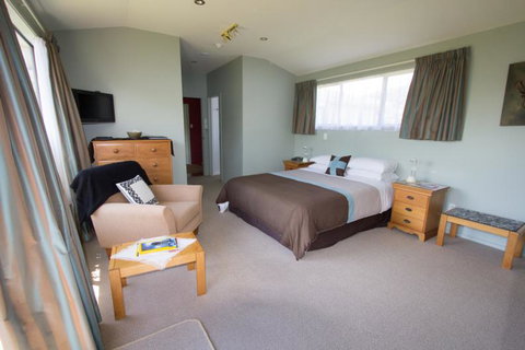 Kowhai Lane Lodge - Accommodation New Zealand 5