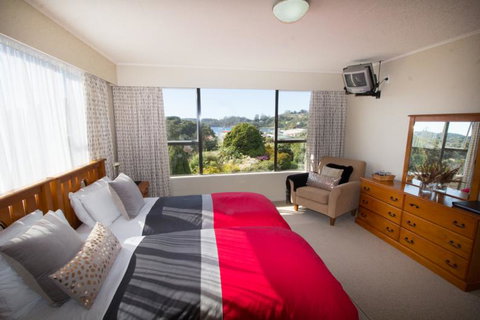 Kowhai Lane Lodge - Accommodation New Zealand 6