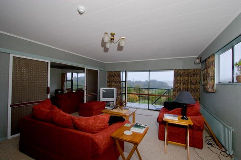 Kowhai Lane Lodge - Accommodation New Zealand 8