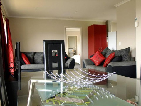 Motu-au Close Holiday Houses - Accommodation New Zealand 1