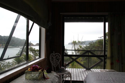Taraire Cottage - Accommodation New Zealand 0