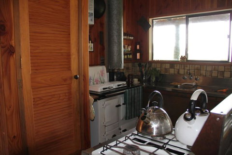 Taraire Cottage - Accommodation New Zealand 4