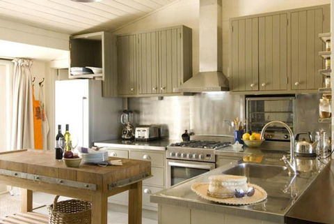 Waimarama The Bach - Accommodation New Zealand 1