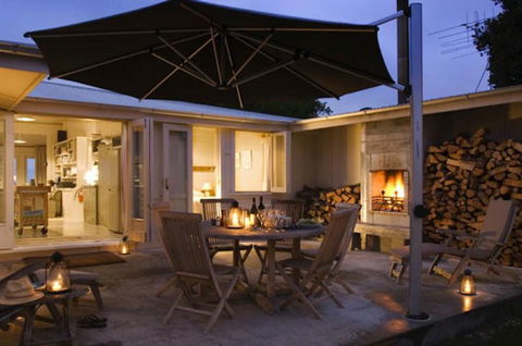 Waimarama The Bach - Accommodation New Zealand 3