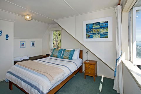 Captain's Cottage - Nelson Waterfront Character Cottage - Accommodation New Zealand 13