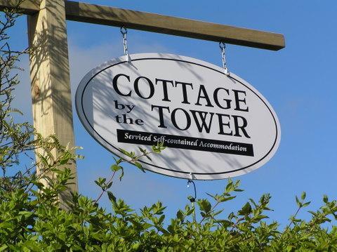 Cottage By The Tower - Accommodation New Zealand 2