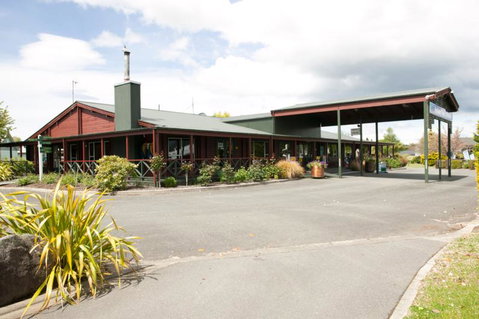 Te Anau Kiwi Holiday Park - Accommodation New Zealand 1