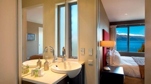 LakeRidge Queenstown - Accommodation New Zealand 2