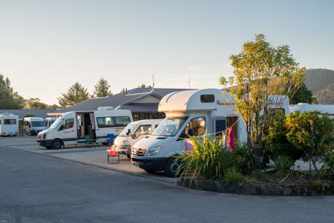 Fox Glacier TOP 10 Holiday Park & Motels - Accommodation New Zealand 2